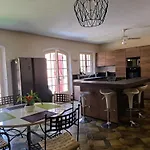 Holiday home Provencale Avec Piscine Au Calme *
